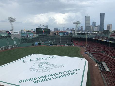 red sox game delay